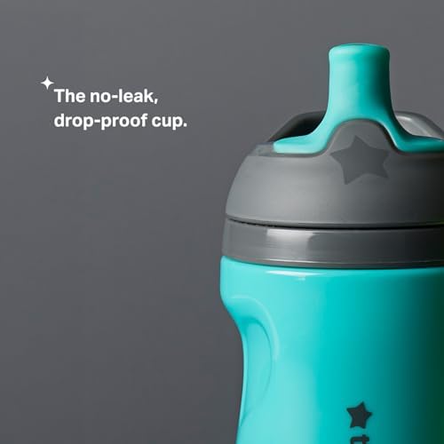 Tommee Tippee Insulated Sportee Bottle, for 12m+, 9oz, Pack of 2 Non-Spill Toddler Water Bottles, Green and Teal, with Two-Piece Valve to Help Stop Spills, Bite-Resistant Spout and Easy-Hold Handle