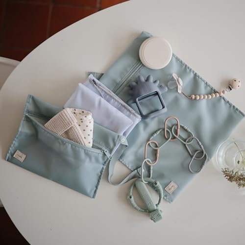 mushie Water Resistant Wet Bags | Large & Small Reusable Storage Bag for Baby Items and Travel | Zippered Pockets with Handle | Machine Washable, Set of 2 (Olive Check)