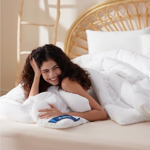 Bedsure Comforter Duvet Insert - Quilted Comforters Queen Size, All Season Duvet, Down Alternative Bedding, with 8 Tabs, Gifts for Women/Men, White, Queen 88 x 88 Inches