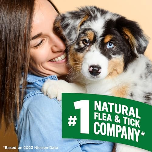 Vet's Best Natural Indoor Flea and Tick Spray – Dog Flea and Tick Treatment for Home, Plant-Based Formula with Natural Oils, Kills Fleas, Eggs & Ticks on Contact, Made in USA, 32 oz