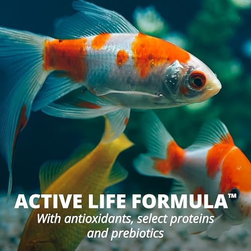 Tetra Goldfish Flakes, Nutritionally Balanced Diet for Aquarium Fish, Vitamin C Enriched Flakes, 8.81 Ounces