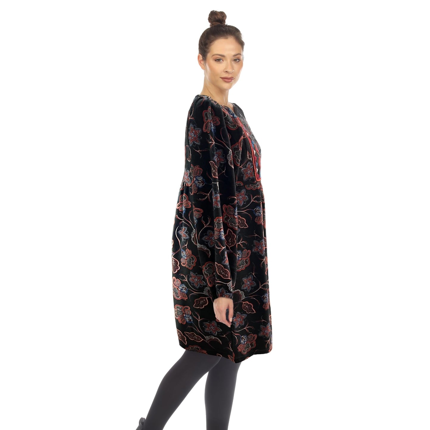 white mark Women's Floral Paisley Long Sleeve Embroidered Relaxed Sweater Dress Black/Burgundy