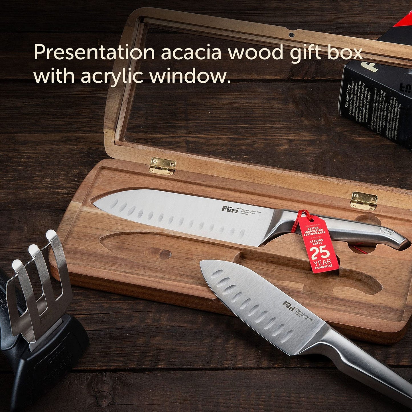 FURI Pro Santokumesser Set mit Geschenkbox, 3-tlg., Küchenmesser aus japanischem Edelstahl, hochwertige Box aus Akazienholz zur Aufbewahrung, Klingenlänge der Messer: 13 & 17 cm