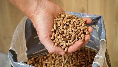 Camp Chef Oak Flavor 100% All-Natural Wood Pellets for Smokers and Pellet Grills, Smoke, Bake, Roast, Braise and BBQ, 20 lb. Bag