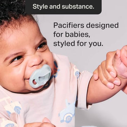 Tommee Tippee Ultra-light Pacifier, 6-18m, 4 Pack, Symmetrical One-Piece Design, BPA-free Silicone Binkies, Lightweight, Breathable Air Holes, Newborn Baby Pacifiers