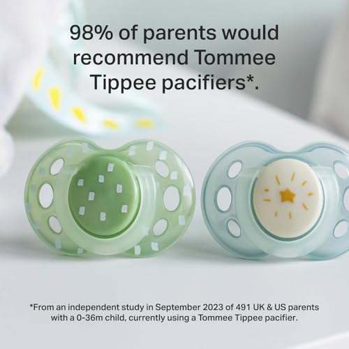 Tommee Tippee Night Time Pacifier, 18-36 Months, Symmetrical Silicone Baglet, BPA-Free Binkies, Glow in The Dark Technology, Green Rainbow, Pack of 6